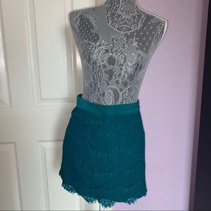 Lace skirt